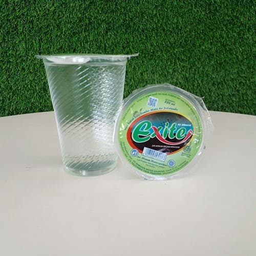 Gelas